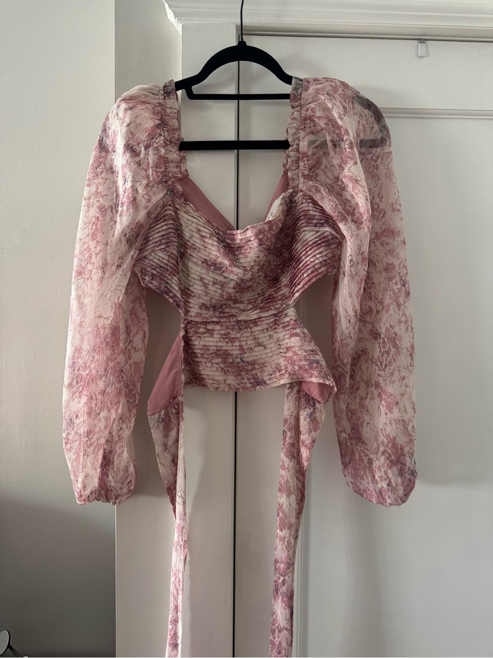 Astr Pink Floral Sheer Puff-Sleeve Wrap Blouse